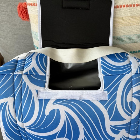 Kanga 24-Pack Kase Mate Insulated Soft Beer Cooler Blue & White Wave Top Handle - Picture 3 of 11